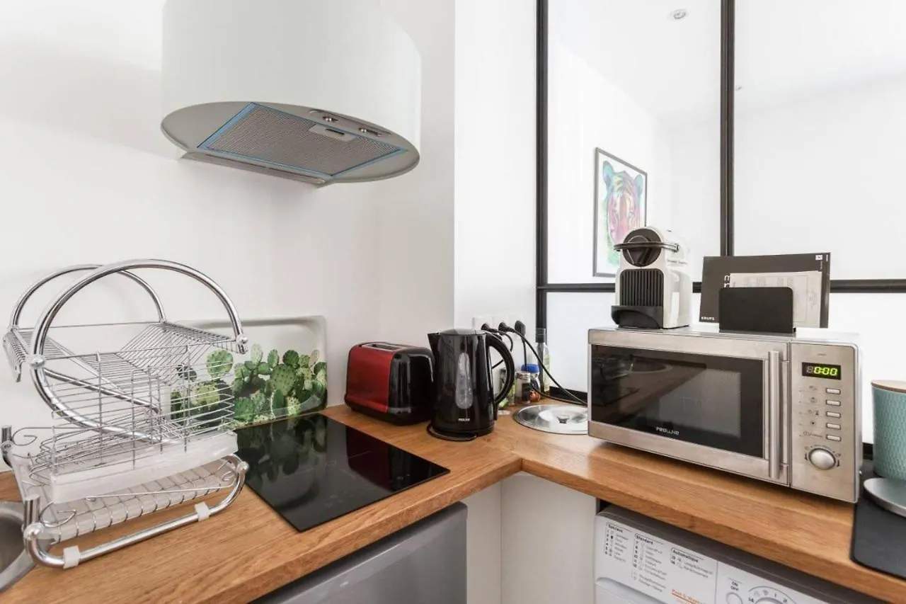 Modern Perfectly Equipped And Renovated *